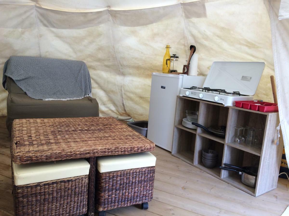 Tipis Nature 加瓦尔尼 外观 照片